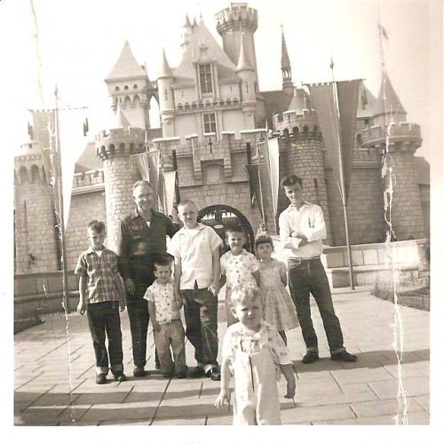 Disneyland_1955-ish.jpg