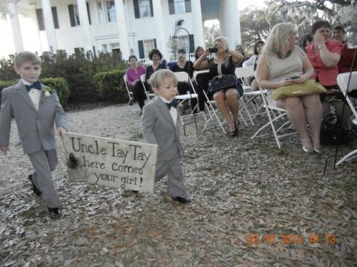 ring bearers and sign carriers